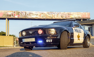 Ford Mustang GT rendőrautó élményvezetés 2, 3 vagy 4 körön át a Hungaroringen!