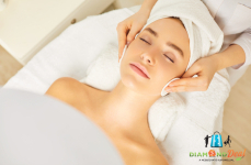 <ul>
<li>Ne hagyd, hogy a mindennapi stressz és környezeti hatások rontsák arcbőröd állapotát, hiszen most egy <strong>különleges lehetőség vár rád.</strong></li>
<li><strong>Itt az alkalom, hogy felfrissítsd  arcbőröd a XIII. kerületi Váci47 Szépségszalonban!</strong></li>
<li><strong>A kozmetikai nagytisztítás és a frissítő arcmasszázs </strong>segítségével teljesen átadhatod magad a felüdülésnek.</li>
<li>Ne hagyd ki ezt az alkalmat, szerezd be mpst  kedvezményes DD kuponunkat, és érezd magad szebbnek és magabiztosabbnak!</li>
</ul>