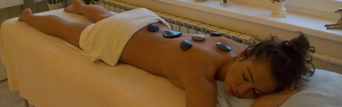 Lávaköves masszázs