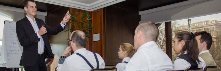 Tanulj meg minden nevet a Névmemória Könyv segítségével, amit a DiamondDeal kuponjával most elképesztő áron szerezhetsz be!