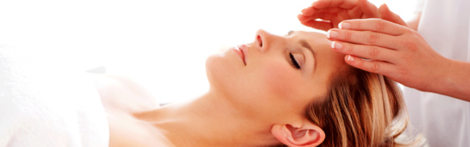 A Banya Tanya energetizáló reiki gyógymasszázsa, arc- és fejmasszázsa, valamint tibeti hangtál kezelése garantáltan megszabadít a stressztől, alvászavaroktól, rossz közérzet, fáradtság panaszaitól