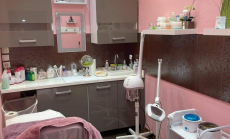 Ébredj gyönyörűen: 4 alkalmas BB Glow féltartós alapozó sminktetoválás