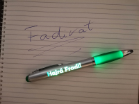 LED-es golyóstoll egyedi szöveggel és touch pen funkcióval