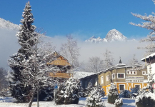 Varázslatos buszos kirándulás: Jégkatedrális a Tátrában