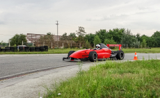 Formula Renault 2.0 élményvezetés, vezess forma autót a Kakucs Ringen 3, 5, 6, 8 vagy 10 körön át!