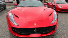 Ferrari 812 Superfast élményvezetés - Száguldj az álom autóddal a Kakucs Ringen!