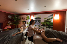 Csajos wellness pihenés 2 órában! 90 perces páros masszázs arcmaszkkal és 30 perc szaunázás