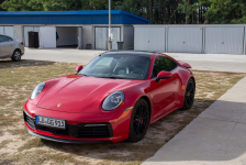 Az autóversenyzés és a luxus autó rajongóinak - Porsche 911 3,5,6,8,10 vagy 12 kör élményvezetés