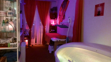 Készülj a nyárra komplett Fáraó nőnek kijáró kezeléssel! - Arany gélmaszkos Nefertiti arckezelés