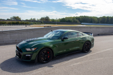 Fedezd fel milyen az álom autódban ülni! Ford Mustang Shelby GT500 élményvezetés 2,3,4,5 vagy 7 kör