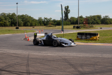 A gyorsulás szerelmeseinek! - Formula bmw versenyautó élményvezetés 5,6,7,8 vagy 10 körön át