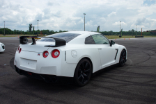 Száguldj Nissan GT-R-rel a Kakucs Ringen! 3, 5, 6, 8 vagy 10, 12 körön át