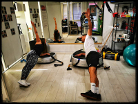 Hatékony zsírégetés: 30 perces Páros Power Plate edzés az Intense Stúdióban