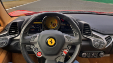 Ferrari 458 Italia élményvezetés 2,3,4,5 vagy 7 körön át, Euroringen