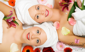 Csajos wellness pihenés 2 órában! 90 perces páros masszázs arcmaszkkal és 30 perc szaunázás