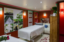 A tökéletes anya-lánya vagy barátnős program - 90 perces prémium virág illóolajos páros masszázs