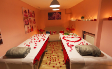 3x90 perc teljes testes páros masszázzsal, 3 féle virágos illóolajokkal, Oktogonnál