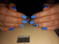 Gyenge vagy töredezett köröm erősítése hardenerrel, géllakkozással és ajándékkal Zuglóban!