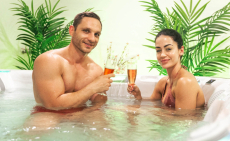 Exkluzív páros spa-élmény 120 percben: 60 perc masszázs+választható jacuzzi vagy szauna, Oktogonnál