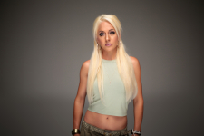 Választható 1 vagy 2 órás portré fotózás, hangulatos műteremben Budapest belvárosában