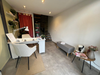 M-es méretű, elegáns műköröm építés sablonnal vagy tippel a XII. kerületi Nails For You szalonban