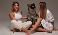 Egy órás fotózás műteremben maximum 3 főre, 8 db retusált képpel!