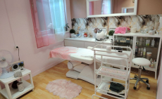 Japán manikűr + hagyományos pedikűr Zúglóban – természetes kéz- és lábápolás. Ajándéknak is kiváló