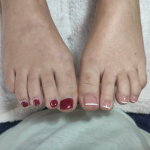 Elbűvölő kezek és lábak! Géllakkozás gépi manikűrrel kézre és lábra Zsuzsynál, a VIII. kerületben