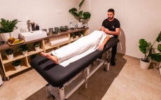 60 perces prémium aromaterápiás masszázs választható időszakban a megújult Diamond Massage & Spa-ban