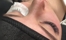 3-4D volume műszempilla UV-LED technológiával, ajándék szempillamosó szettel, VII.kerületben