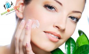 Teljeskörű arctisztítás és bőrfeltöltés sheavajjal, jojoba olajjal + ajándék szemöldökigazítás!