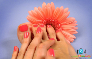 Mini pedikűr, manikűrrel és gél-lakkozás kézre-lábra az In Style Szépségszalonban!