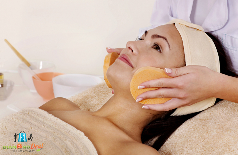 Mikrodermabráziós arckezelés, arcmasszázzsal, pakolással VAGY mikrodermabrázió, hidratáló pakolással