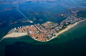 8 nap/7 éj lakókocsis szállás 4+1 főnek az olaszországi Gradoban, előszezonban! 