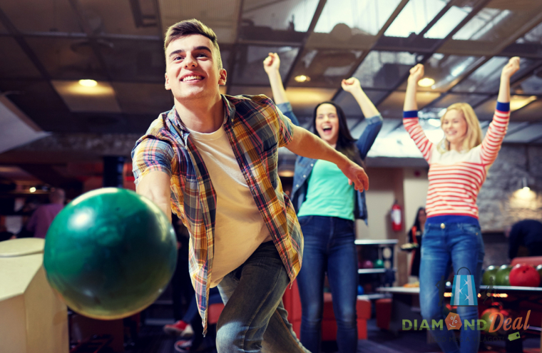 1 óra Bowlingozás akár 6 fő részvételével a Dunakavics Étterem & Bowling Klubban