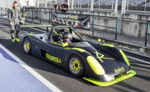 Radical Pro Sport élményvezetés a Kakucs Ringen 3, 4, 6 vagy 8 körön át!