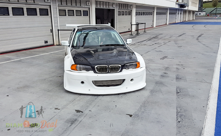 BMW E46 élményvezetés a Hungaroringen 2, 3 vagy 4 körön át!