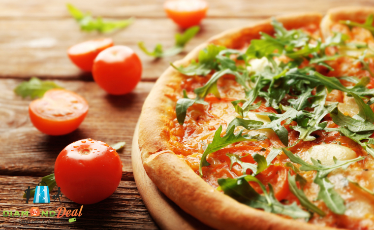 Válassz 4 db ínycsiklandó pizzát és falatozz barátaiddal a Dunakavics Étterem & Bowling Klubban!