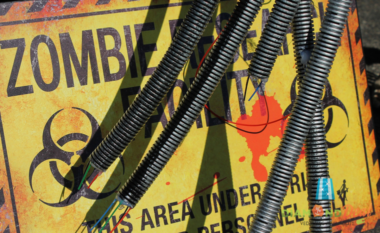 Zombia - Veszett idő szabaduló játék, hogy megleld az Időd!