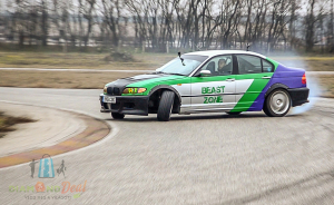 BMW E46 élményvezetés és Drift Taxi a Kakucs Ringen 3 vagy 6 körön át!