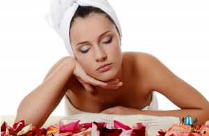 1 óra extra hidratálás és fiatalság alga-hyaluronsavas-kollagénes maszkkal és dekoltázs masszázzsal!