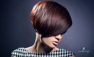 Tökéletes tincsek mosással, vágással, szárítással és keratinos hajpakolással, félhosszú hajra