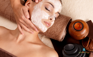 Arc-, nyak- és dekoltázsmasszázs ultrahangos hatóanyag bevitellel, Budaörsön!