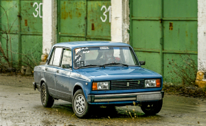 Tarts rally edzést egy Lada volánjánál a Kakucs Ringen 3, 5 vagy 10 körön át!