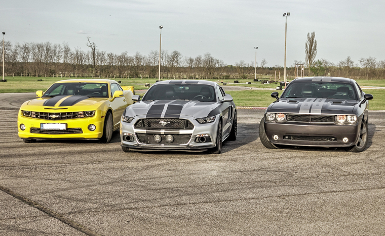 Vezess 3 vagy 5 körön át Camaro-t, Dodge Challengert és Ford Mustang GT 2016-ot a Kakucs Ringen!