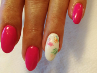 Megerősített géllakkozás 1-1 körömdísszel, krémezéssel + akár paraffinos kézápolás, az Árpád hídnál