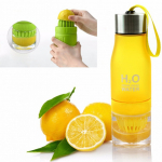 Kulacs gyümölcsfacsaróval fekete és zöld színben, 650 ml