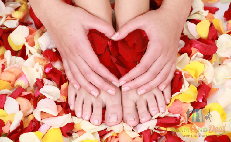 Pedikűr, gyógypedikűr ajándék reflexológiai levendulaolajos talpmasszázzsal a Bársony Szalonban!