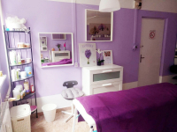 Exkluzív arany arckezelés nyak és dekoltázs terület legyezőecsettel való masszázsával, Zuglóban