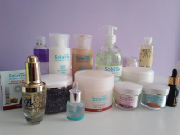 Exkluzív arany arckezelés nyak és dekoltázs terület legyezőecsettel való masszázsával, Zuglóban